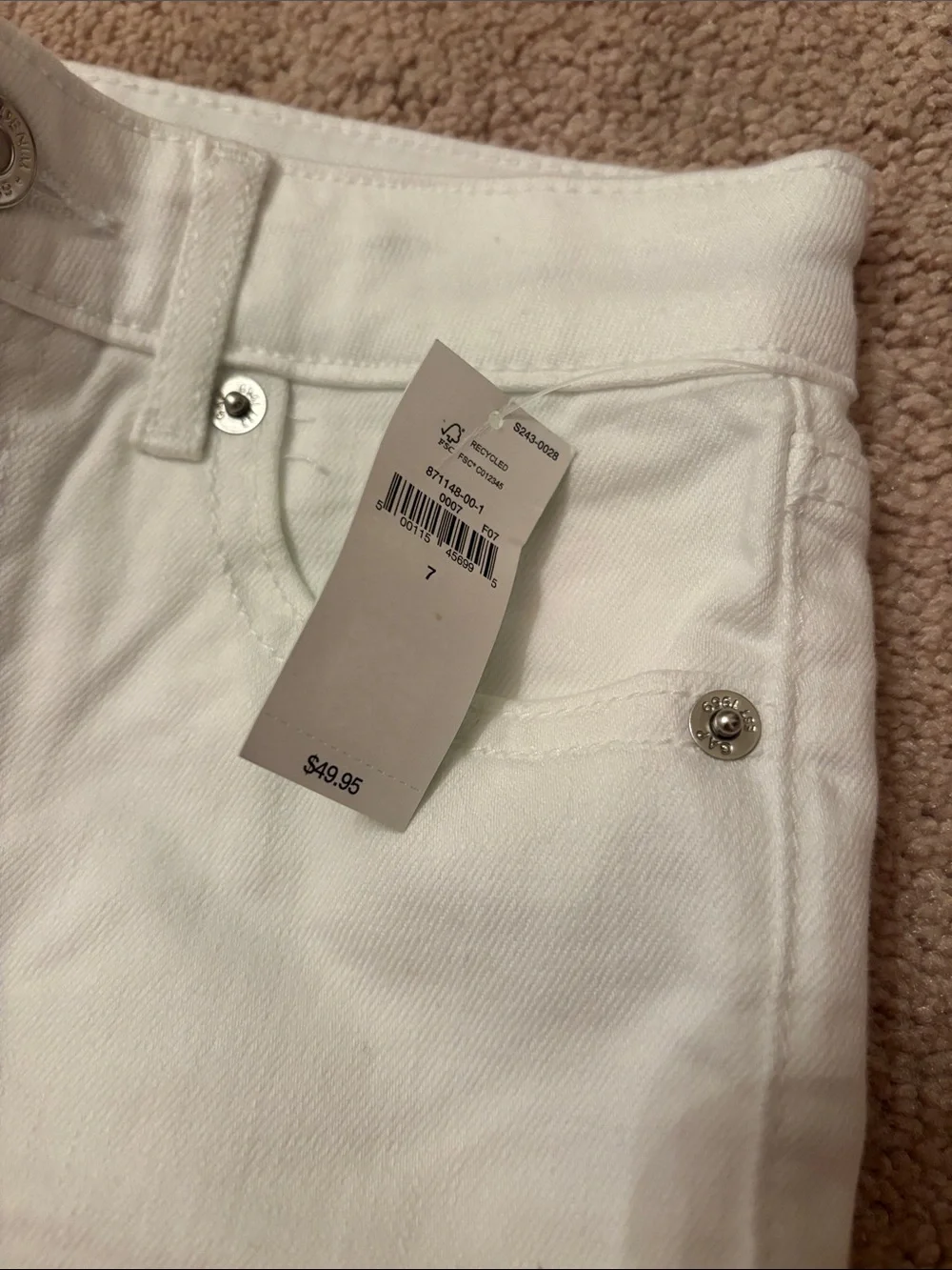 GAP classic white
